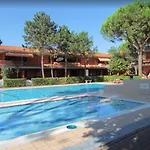 Flat In A Poolside Residence-beahost Appartamento *
