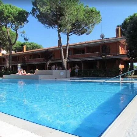 Flat In A Poolside Residence-beahost Apartamento